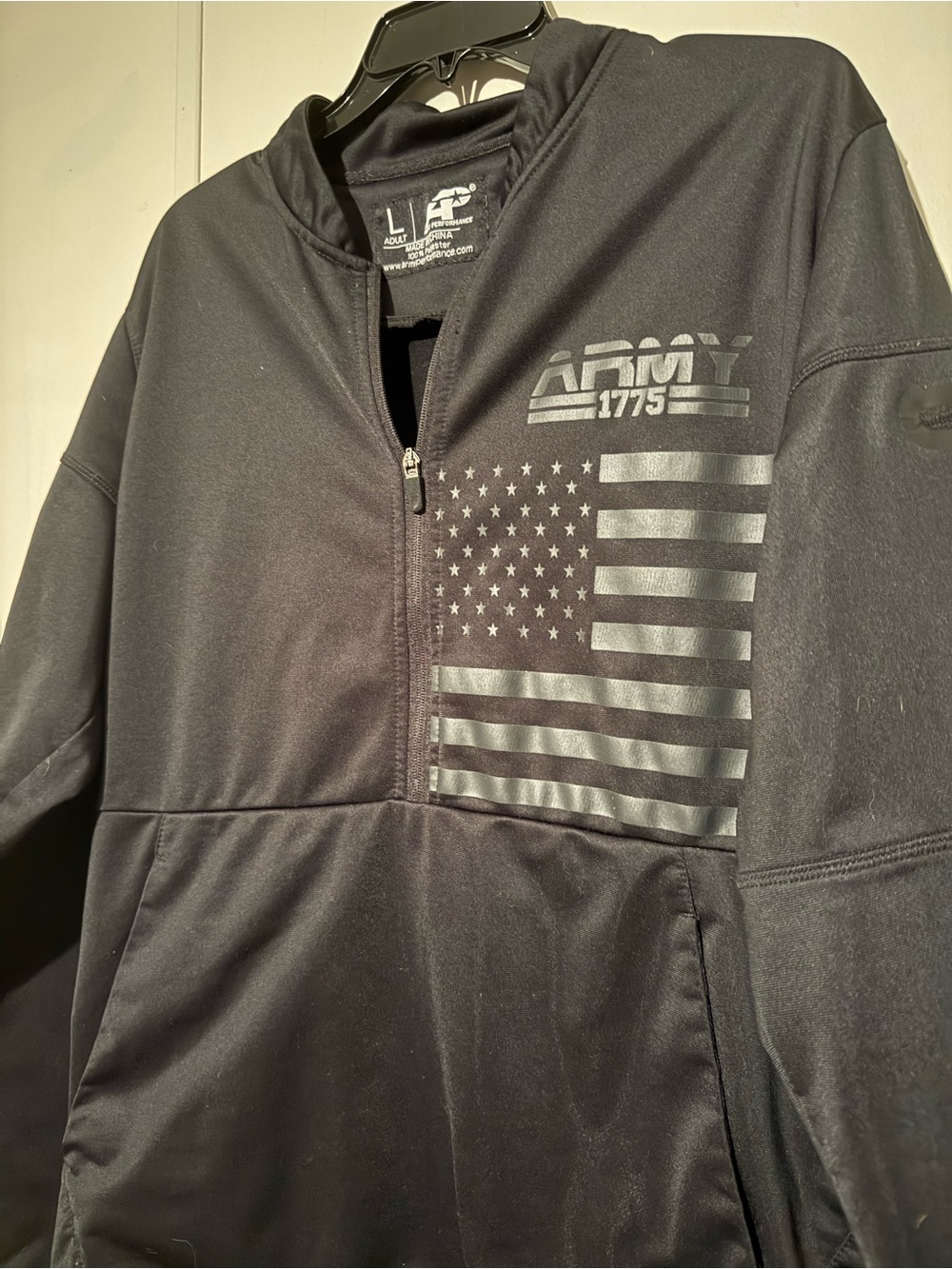 SET- Army Performance Black Quarter-Zip Pullover & Shorts